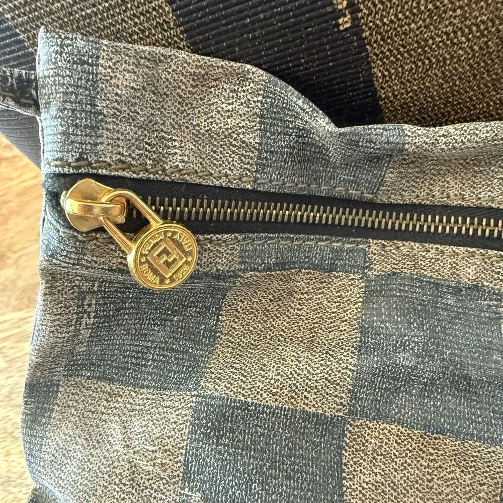 Vintage FENDI Pecan Canvas Shoulder Bag PVC Black Brown Auth